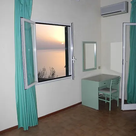 Capo Alaua 3* Gioiosa Marea
