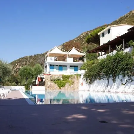 Capo Alaua Hotel 3*